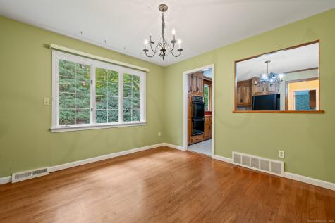 18 Hayes Avenue Ellington CT 06029