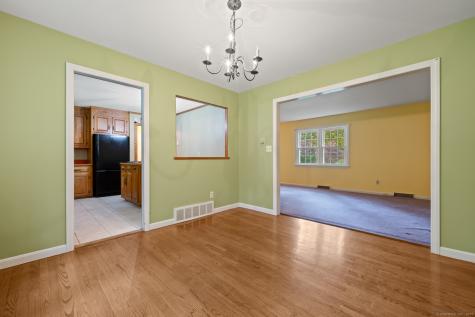 18 Hayes Avenue Ellington CT 06029