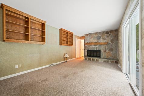 18 Hayes Avenue Ellington CT 06029