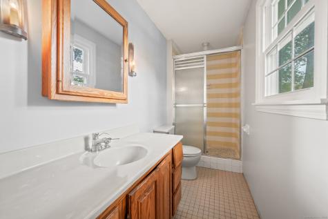 18 Hayes Avenue Ellington CT 06029