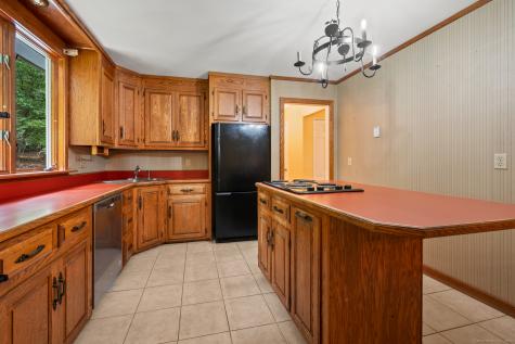 18 Hayes Avenue Ellington CT 06029