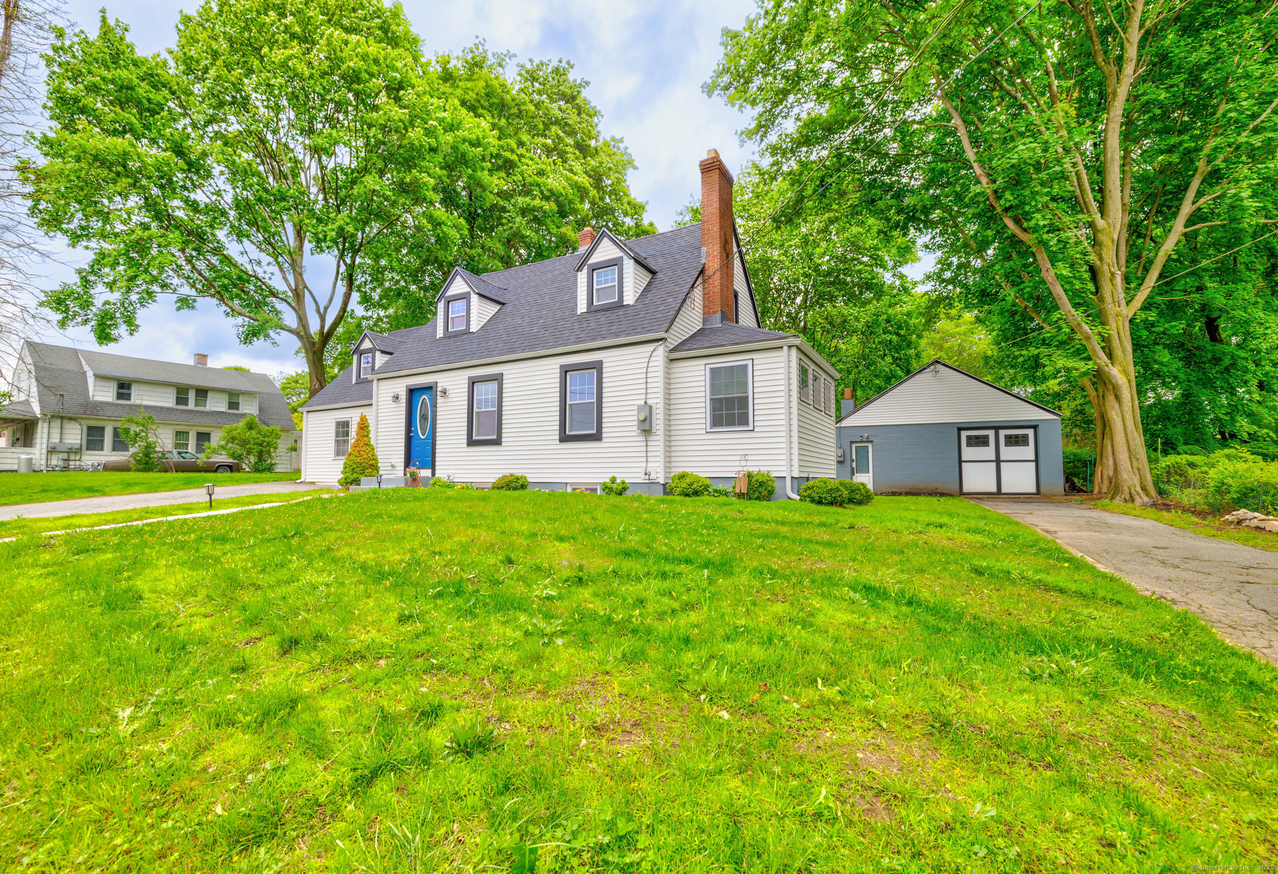 8 Wild Rose Place Waterford CT 06385