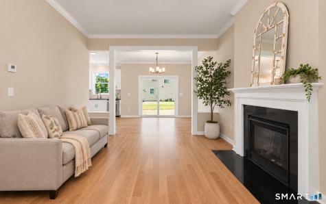 69 Cambridge Court Simsbury CT 06070