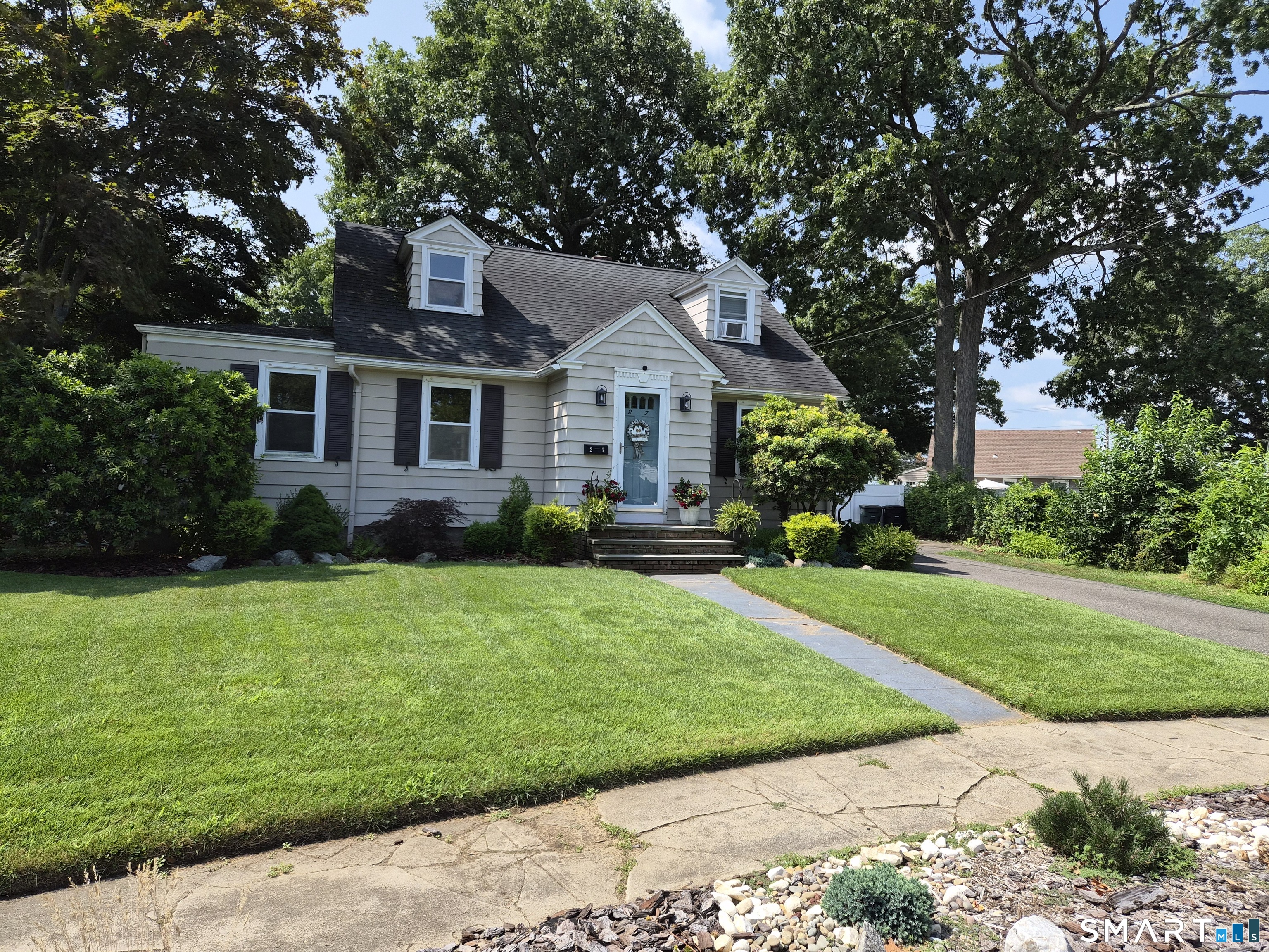 27 Kohary Drive Milford CT 06460