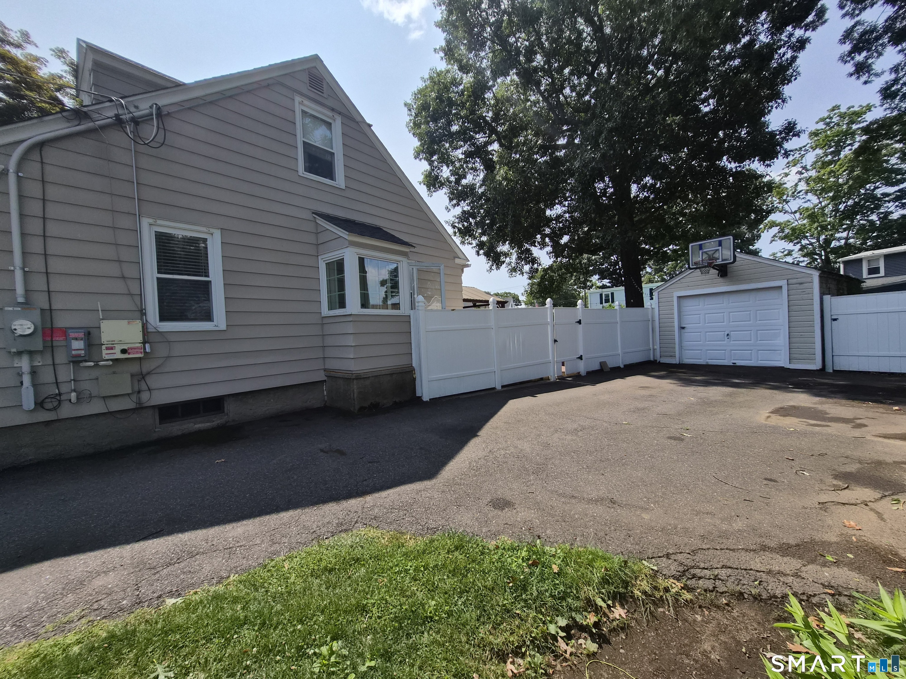 27 Kohary Drive Milford CT 06460