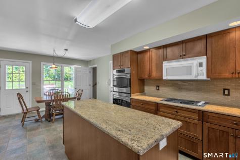 14 Ryan Drive Ellington CT 06029