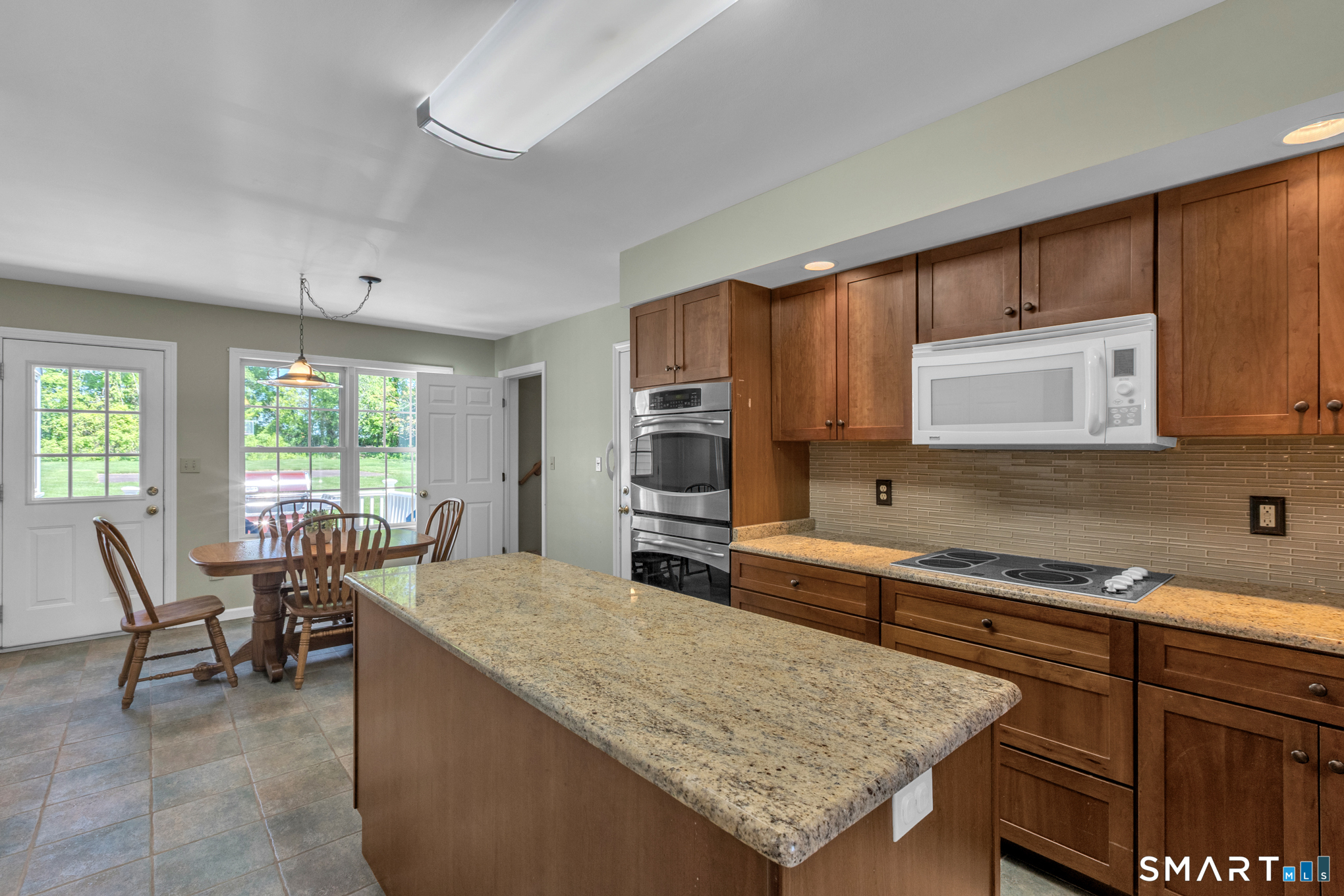 14 Ryan Drive Ellington CT 06029