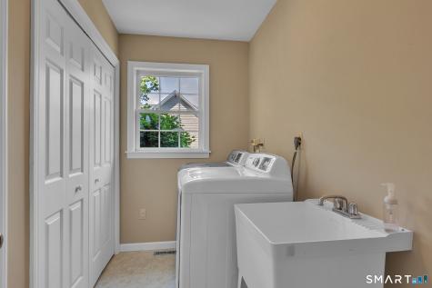 14 Ryan Drive Ellington CT 06029
