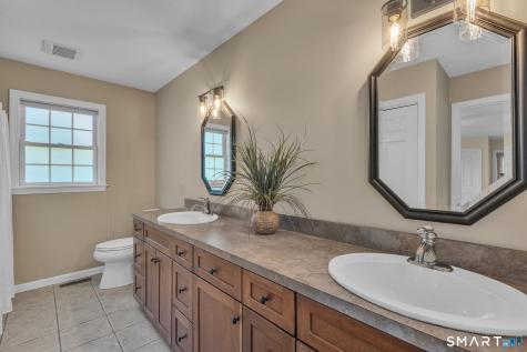 14 Ryan Drive Ellington CT 06029