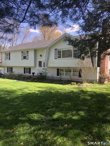 3 Short Lane Simsbury CT 06070