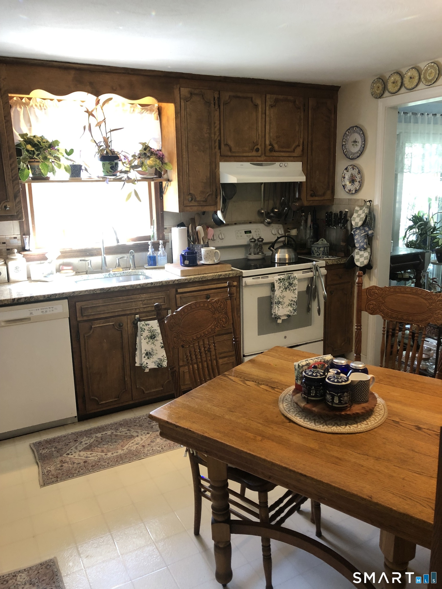 3 Short Lane Simsbury CT 06070