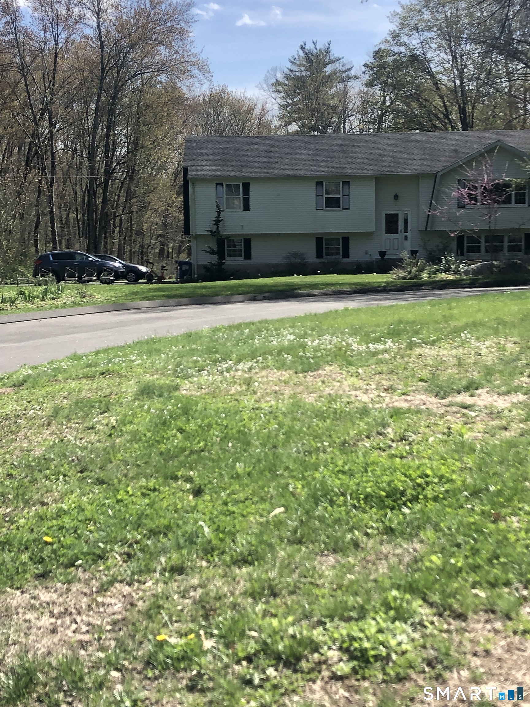 3 Short Lane Simsbury CT 06070