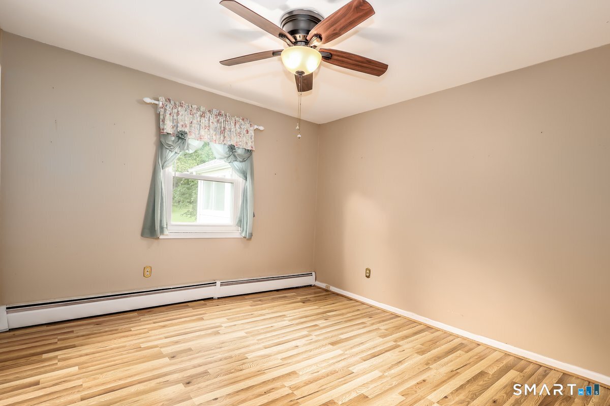 11 Jefferson Drive New Milford CT 06776