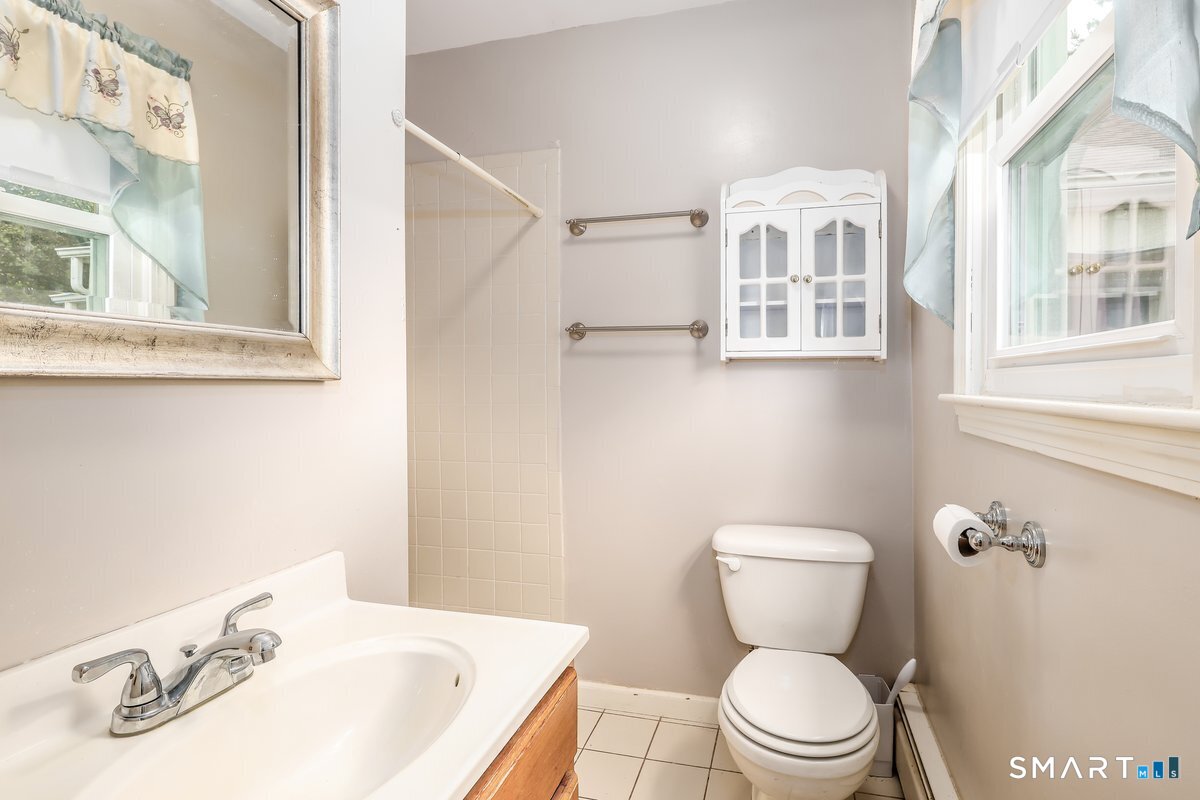 11 Jefferson Drive New Milford CT 06776