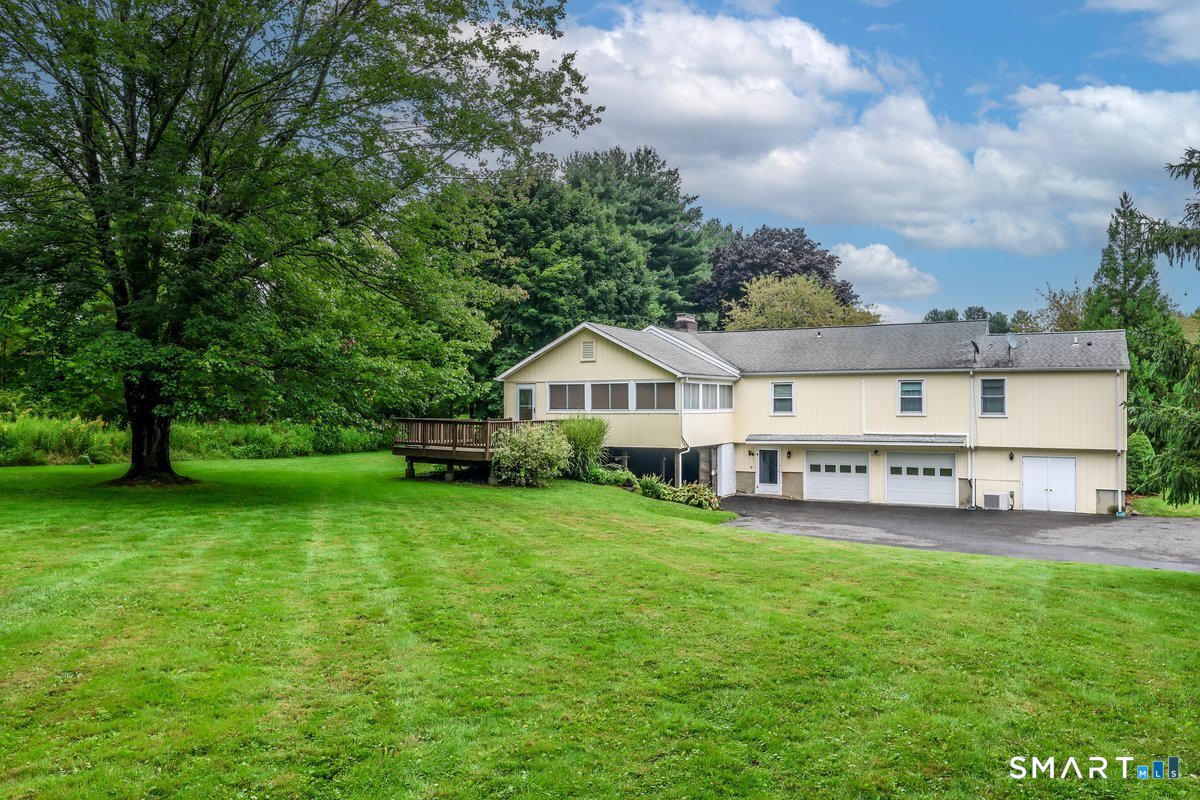 11 Jefferson Drive New Milford CT 06776