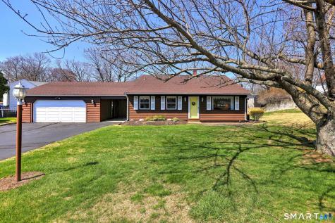25 Cameo Court Stratford CT 06614