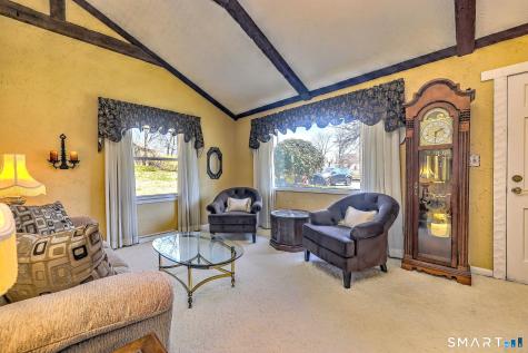 25 Cameo Court Stratford CT 06614