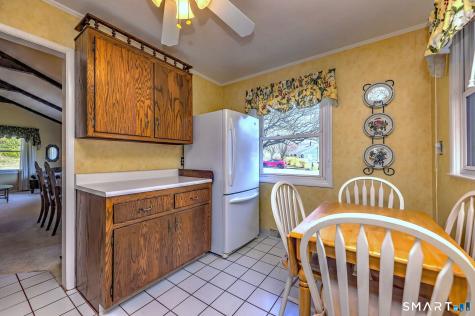 25 Cameo Court Stratford CT 06614