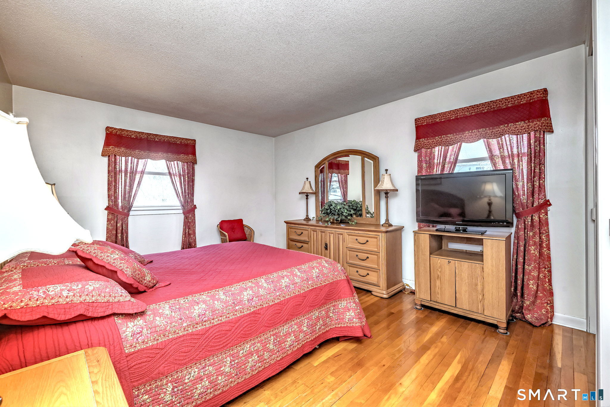 25 Cameo Court Stratford CT 06614