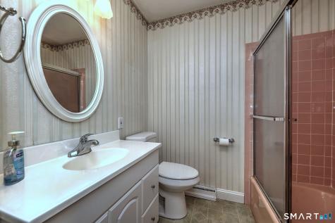 25 Cameo Court Stratford CT 06614