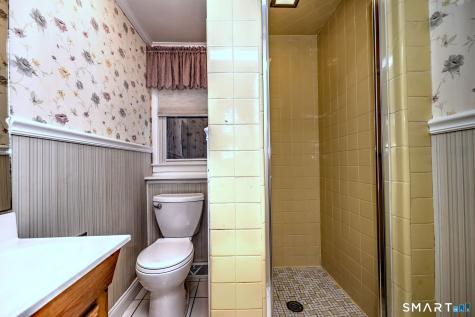 25 Cameo Court Stratford CT 06614