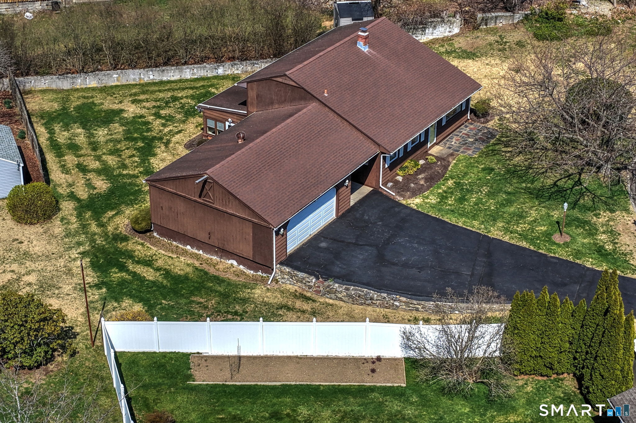 25 Cameo Court Stratford CT 06614