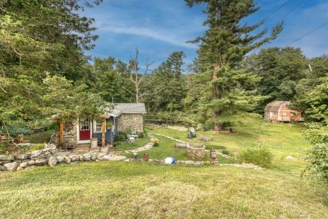 16 Thornbush Road Mansfield CT 06250