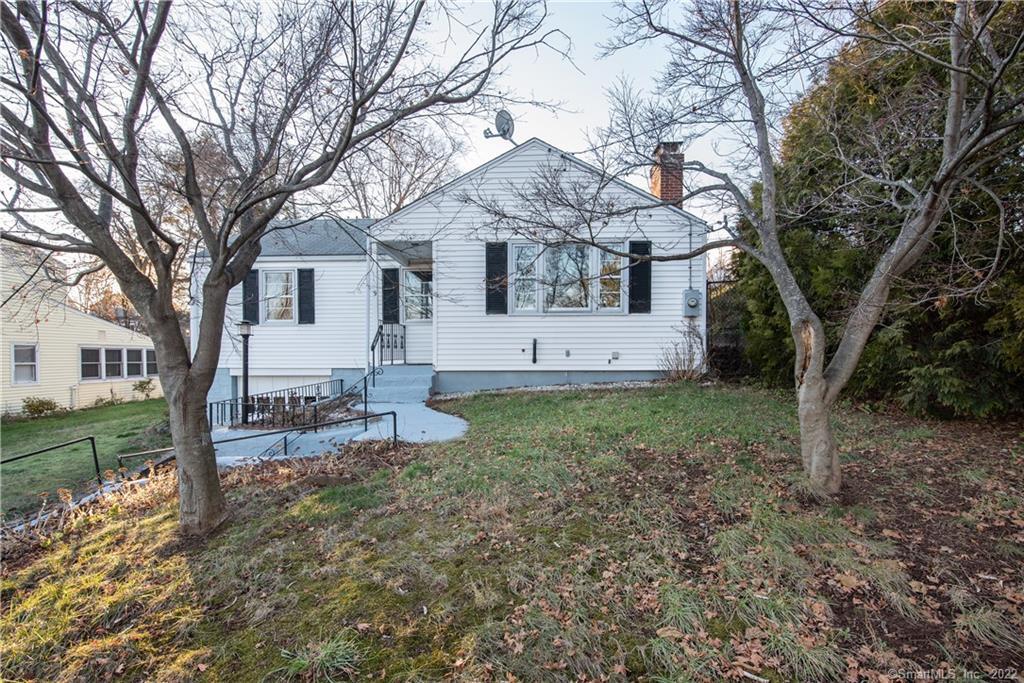 9 Randal Avenue West Hartford CT 06110