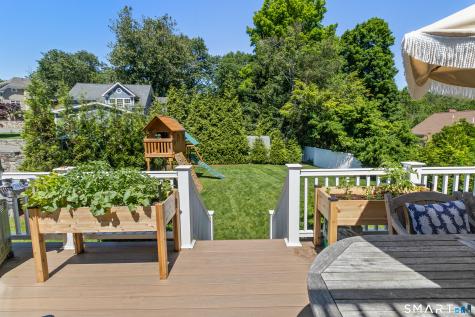 9 Deluca Drive Greenwich CT 06807