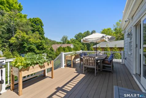 9 Deluca Drive Greenwich CT 06807
