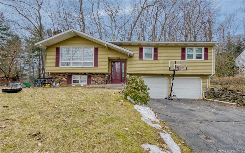 739 Field Street Naugatuck CT 06770