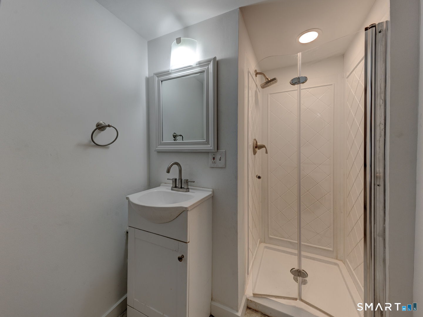 668 Middle Turnpike Mansfield CT 06268