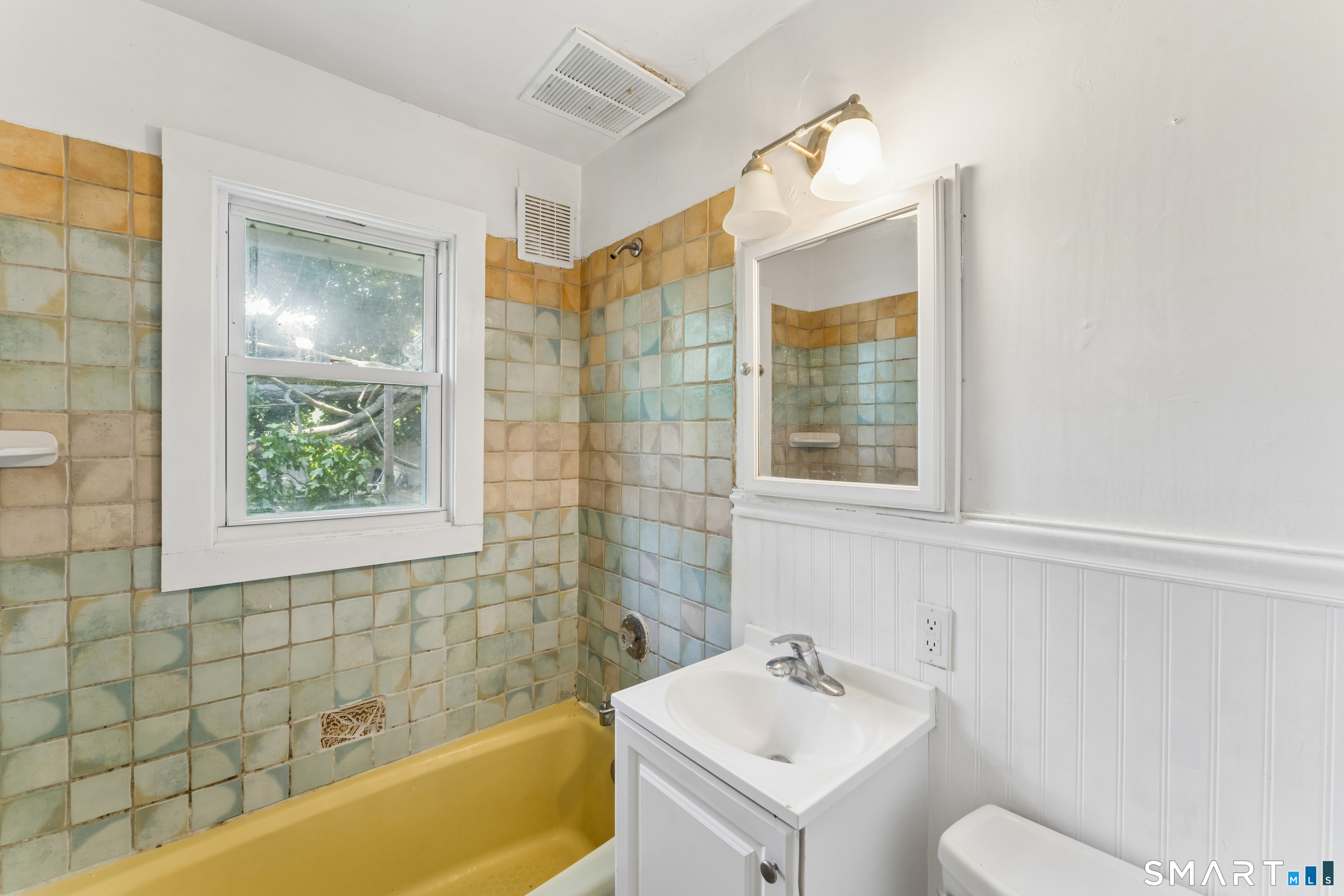 33 Assisi Way Norwalk CT 06854