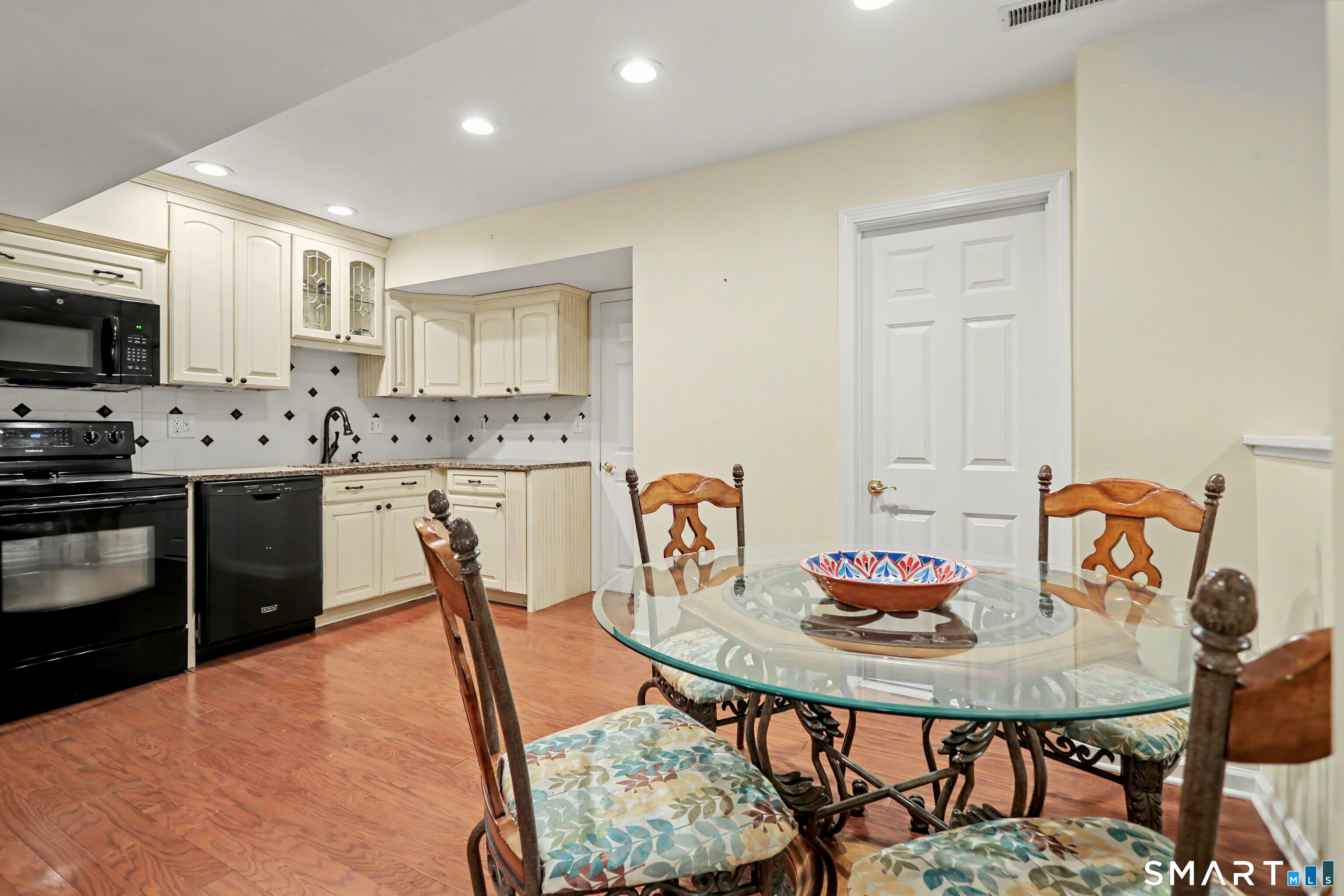 41 Grindstone Lane Monroe CT 06468