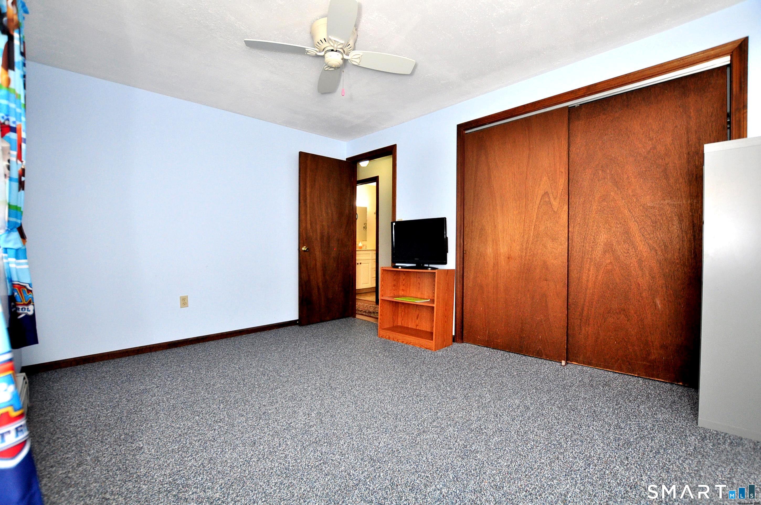 20 Lawrence Lane Torrington CT 06790