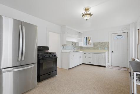 30 Kinney Avenue Norwich CT 06360