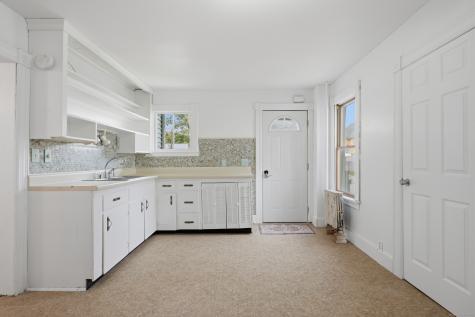 30 Kinney Avenue Norwich CT 06360