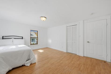 30 Kinney Avenue Norwich CT 06360