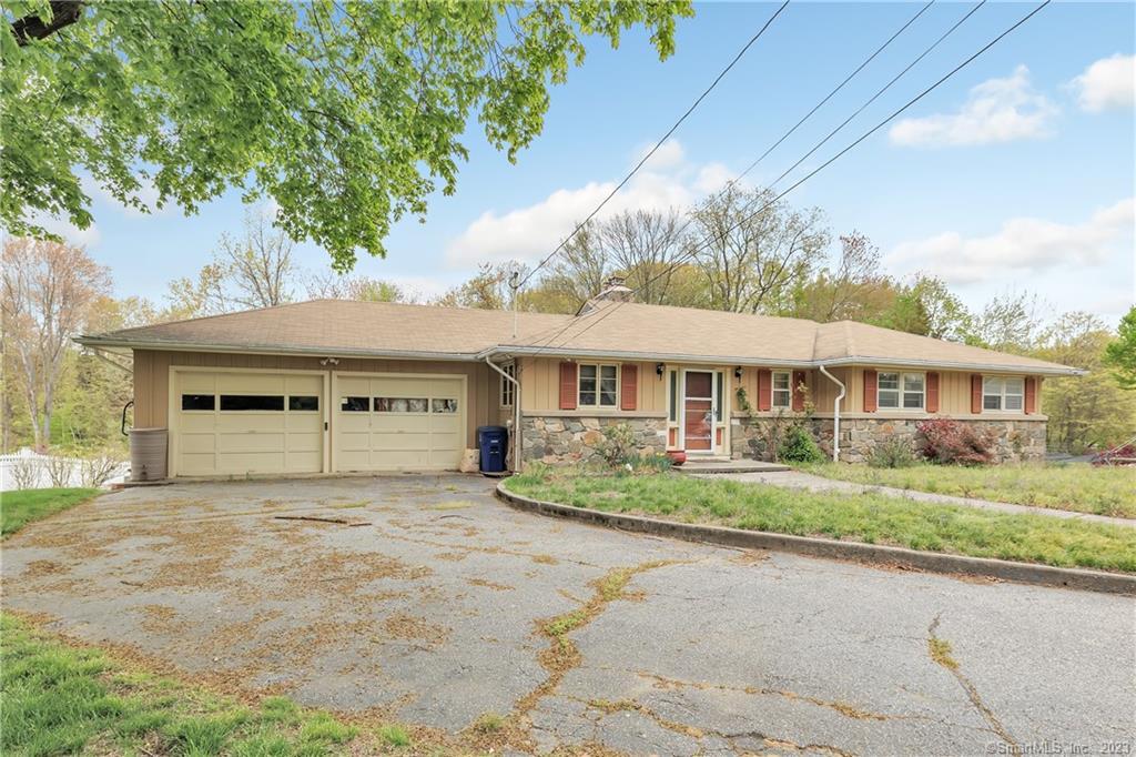 46 Iwanicki Circle Bridgeport CT 06610