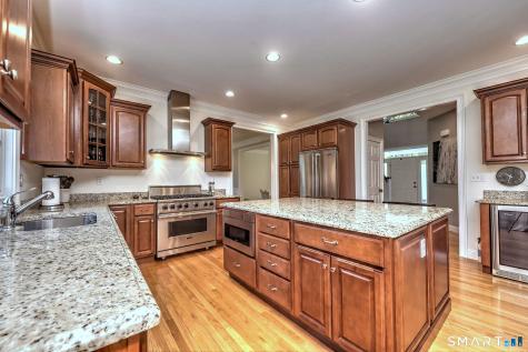 5 Randy Road Milford CT 06461