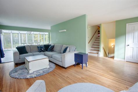 19 Glenbrook Drive Simsbury CT 06092