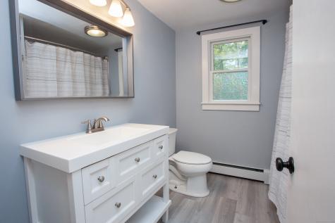 19 Glenbrook Drive Simsbury CT 06092