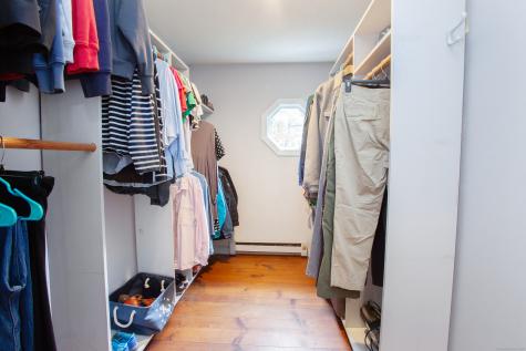 19 Glenbrook Drive Simsbury CT 06092