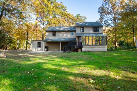 19 Glenbrook Drive Simsbury CT 06092