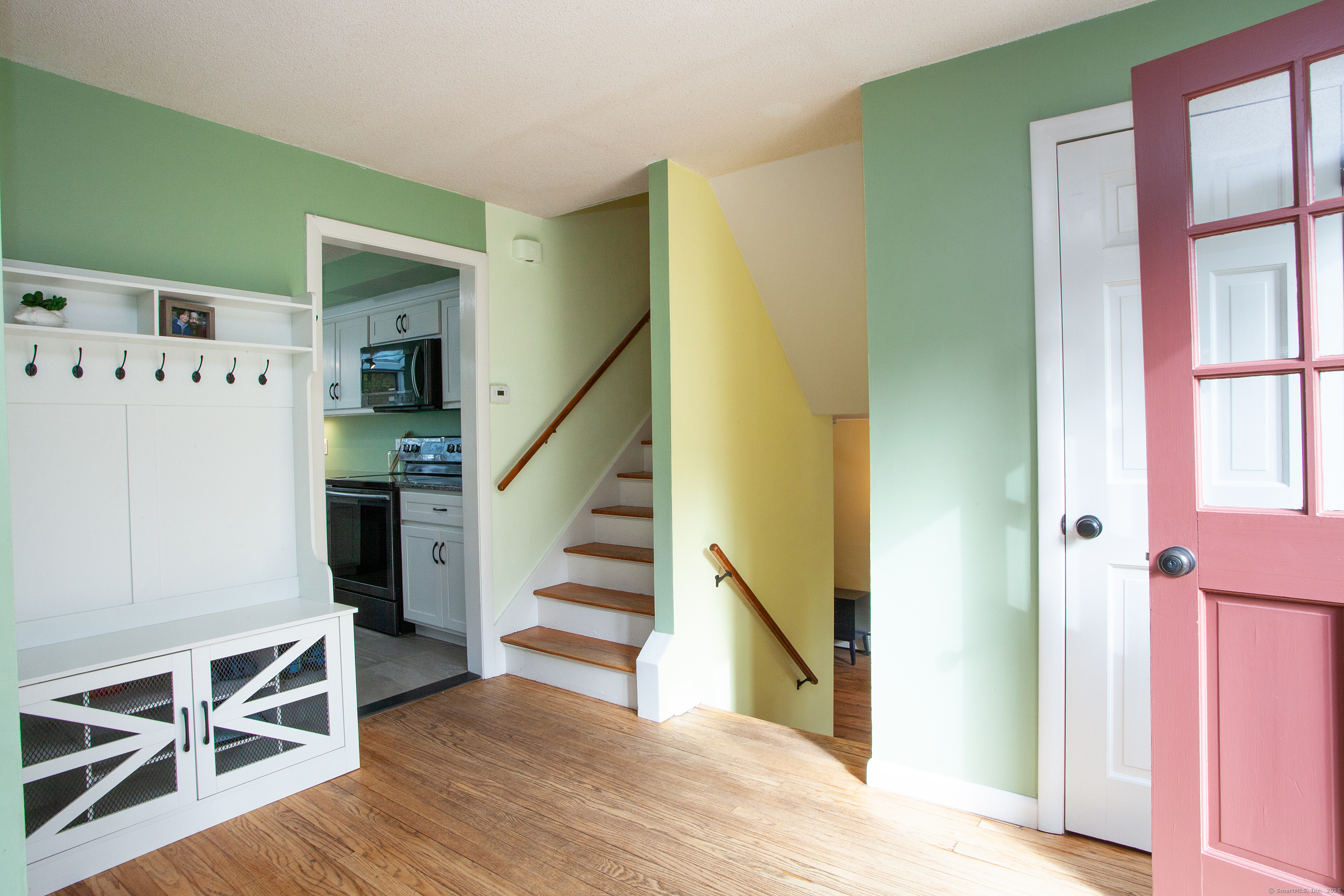 19 Glenbrook Drive Simsbury CT 06092