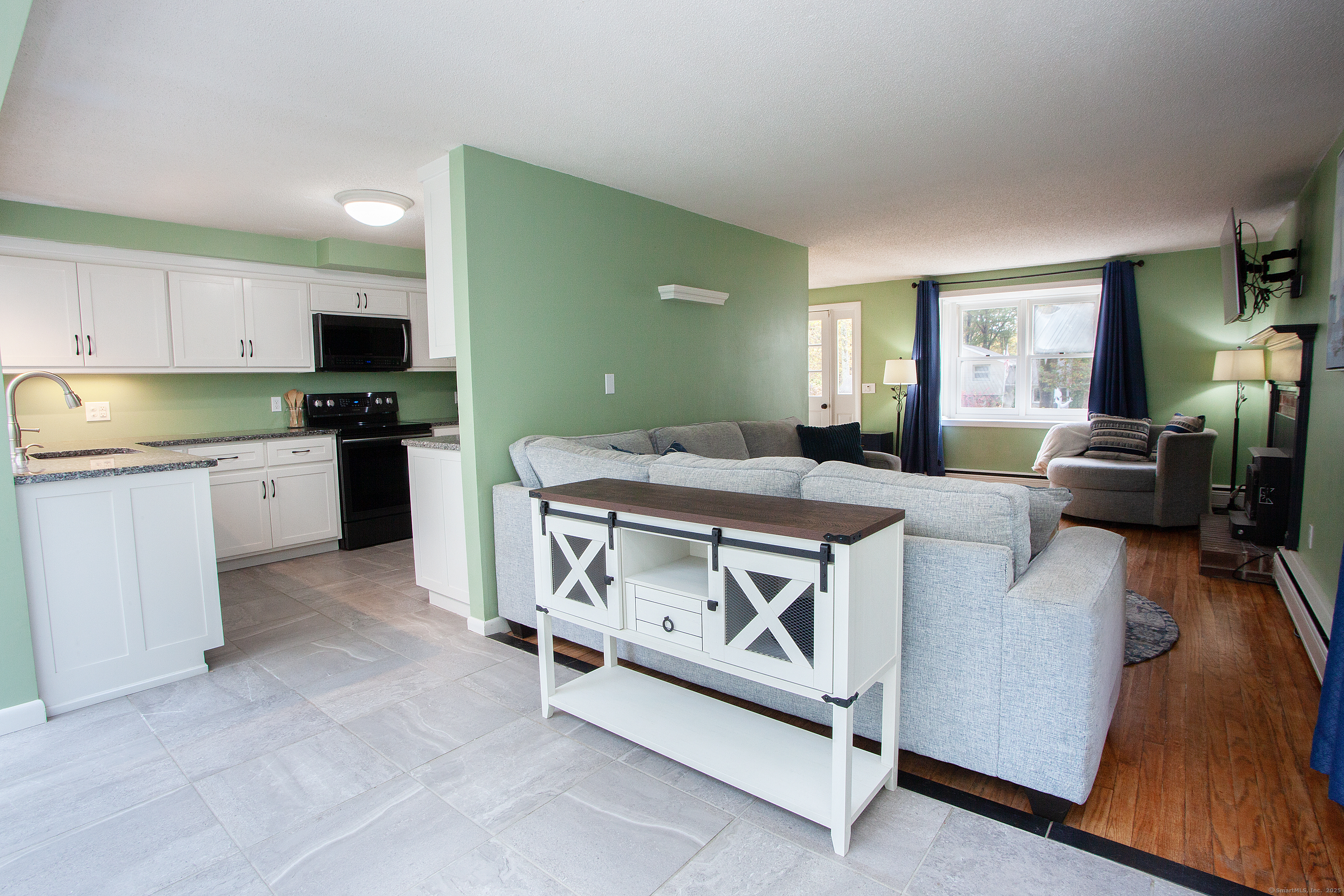 19 Glenbrook Drive Simsbury CT 06092