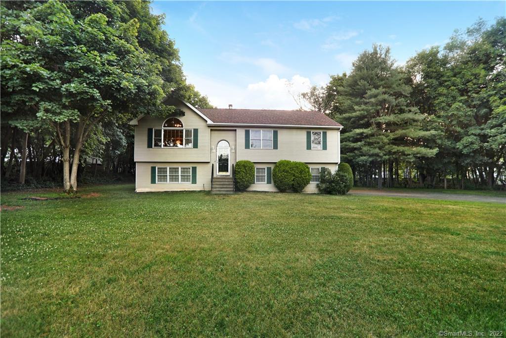 307 Spring Road North Haven CT 06473
