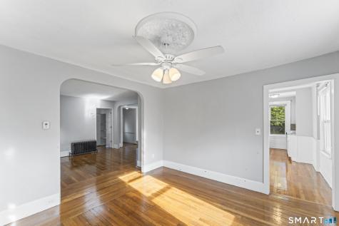 33 Evergreen Avenue Hamden CT 06518