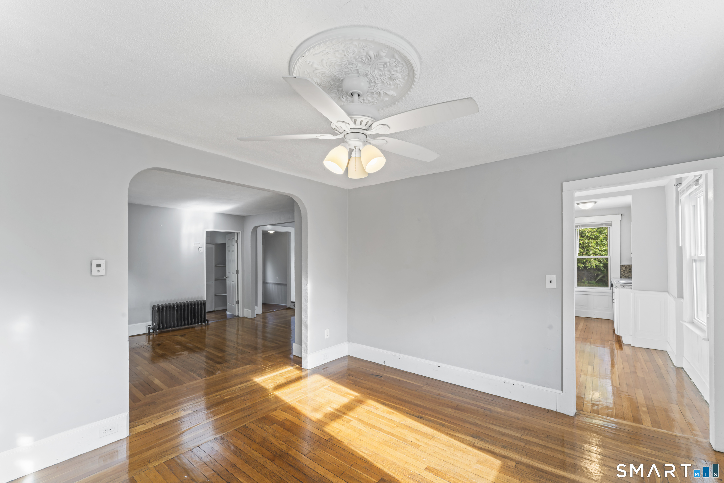 33 Evergreen Avenue Hamden CT 06518