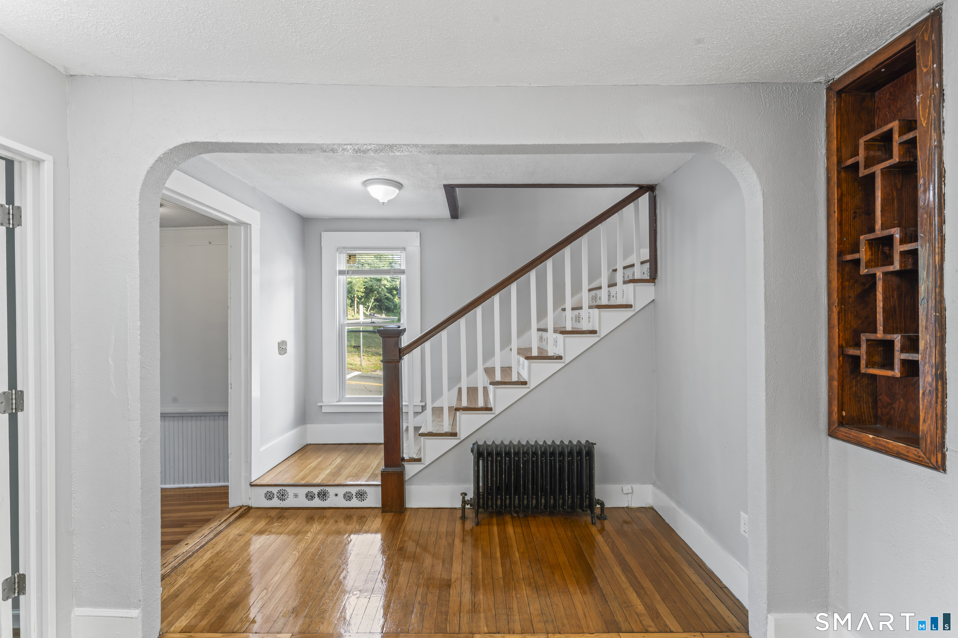 33 Evergreen Avenue Hamden CT 06518